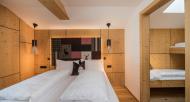 helmhotel-zimmer-suite-caminetto-haw-6264